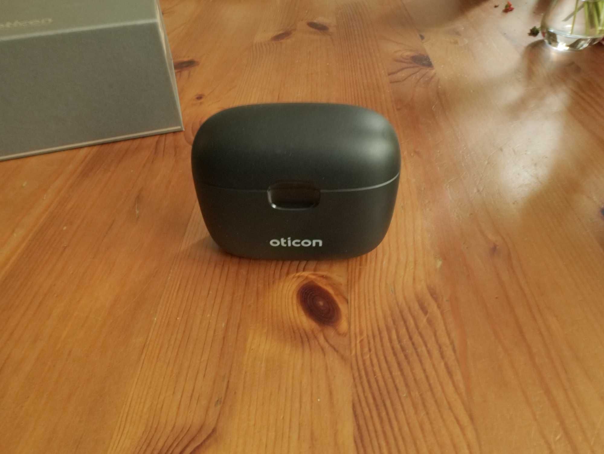 Aparat słuchowy- ładowanie indukcyjne,  Oticon Zircon 2 Mini Rite R
