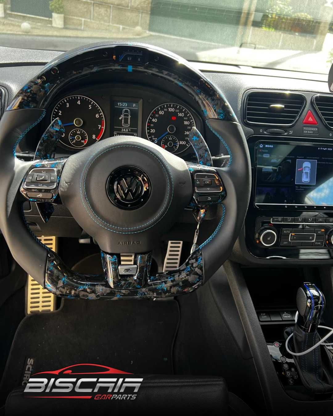 Volante VW Forged Carbon + LED Display MK5/R Line Personalizável