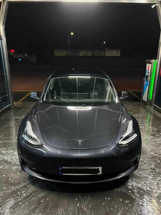 Tesla Model 3 | 500км  | Електромобіль | Оренда або робота в таксі