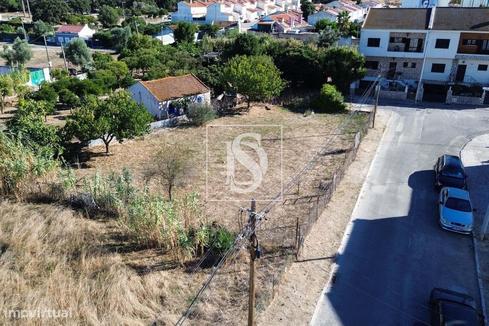 Terreno Urbano para construção, 450 m2 Vale da Amoreira - Moita