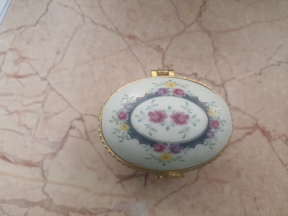 Puzderko porcelanowe