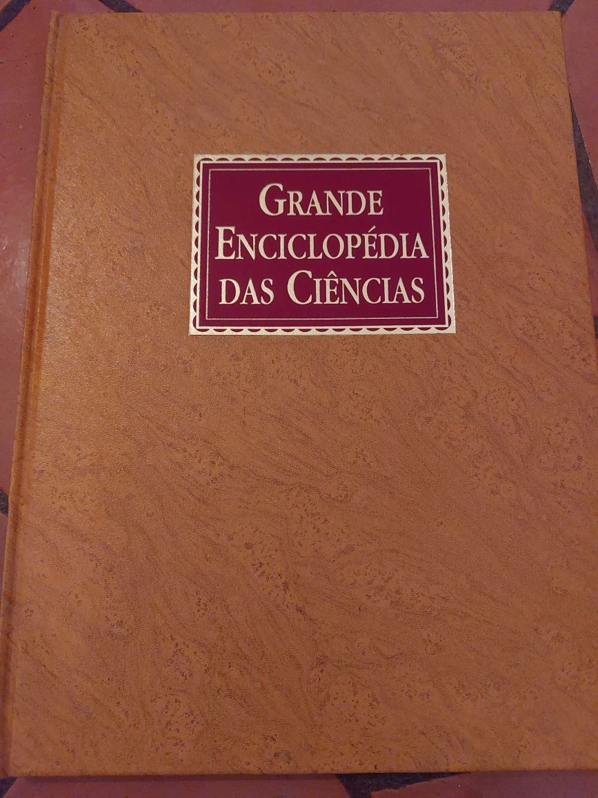Grande Enciclopédia das Ciências.
José Tola.
CIL - Clube Internacional