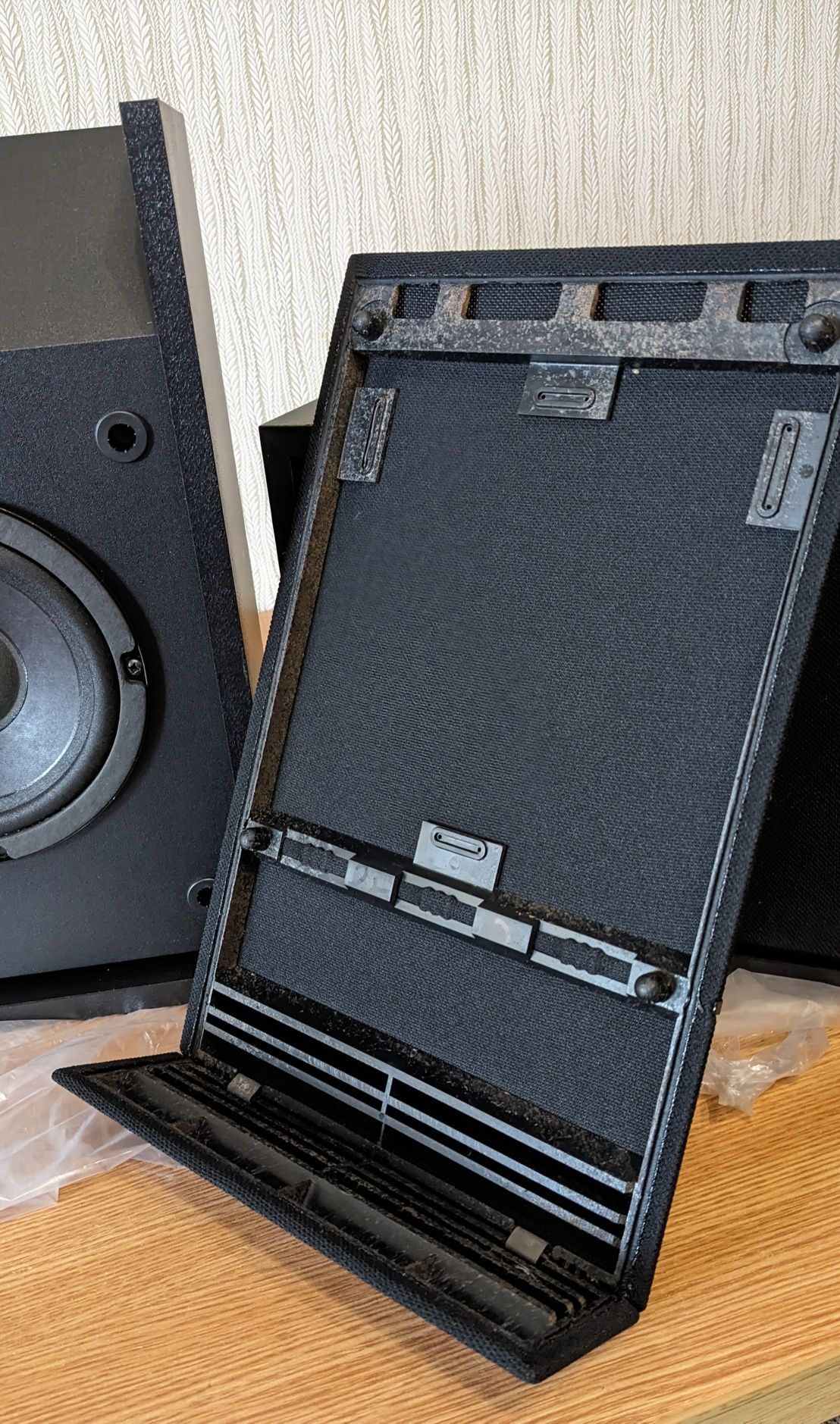 BOSE 201® SERIES lll direct/reflection® speaker