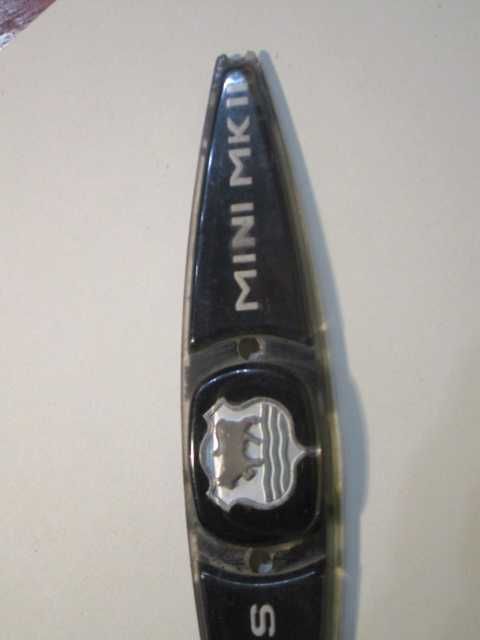 Emblema grelha carro Morris Mini MK II
