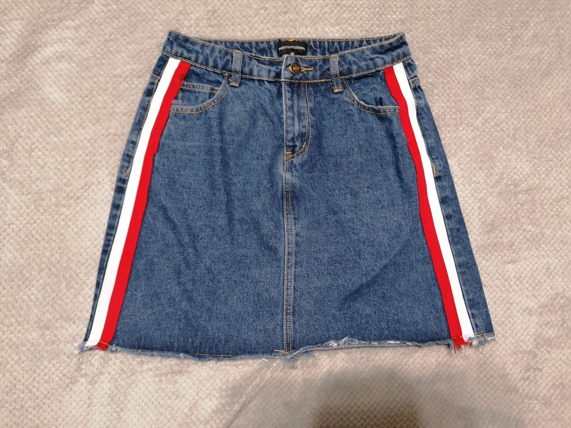 pretty little thing prettylittlething spódnica jeansowa z lampasami M