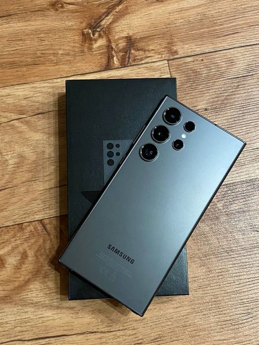 Новий Samsung Galaxy S24 Ultra 12/256