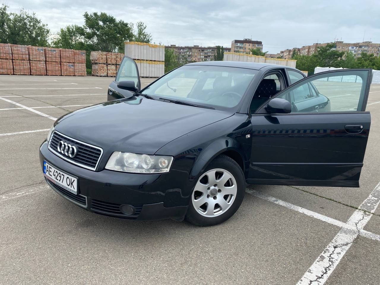 Продам AUDI в хорошем состоянии