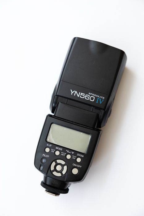 Спалах YONGNUO YN560 lV