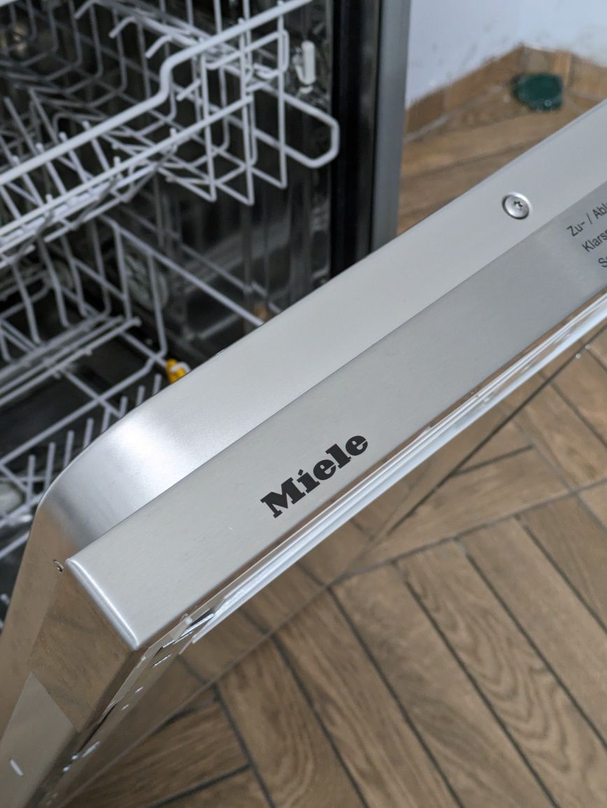 Посудомийна машина Miele G 1162 Повнавбудова 45 см