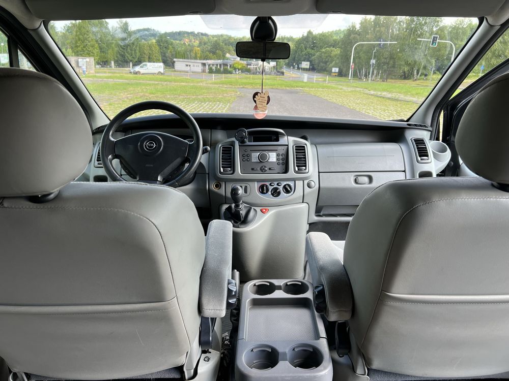 Opel Vivaro Tour 2.0 CDTi 8 osób
