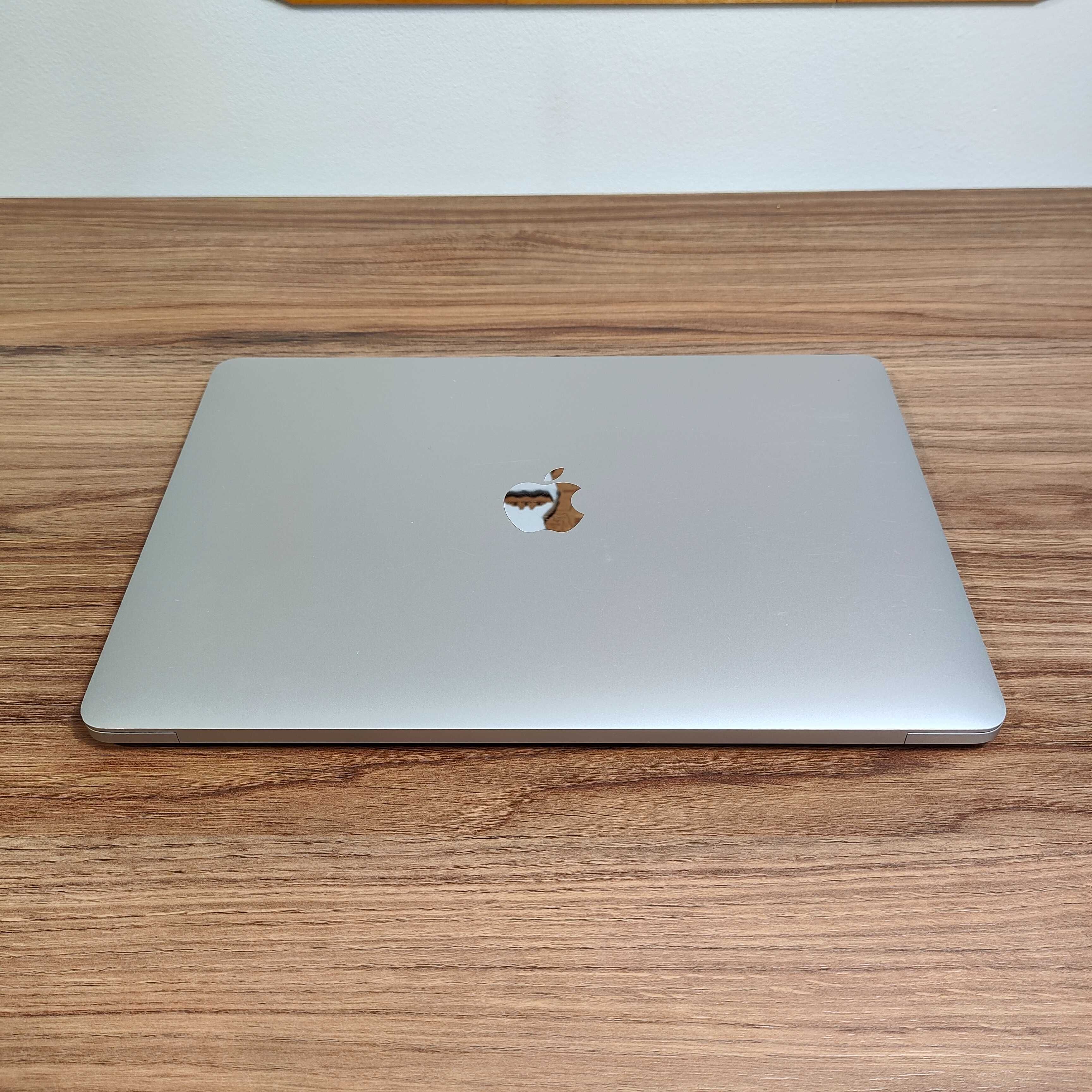 Laptop Apple MacBook Pro 13 A2289 i5-8257U 8GB/ 256GB SSD 2020r Gwar