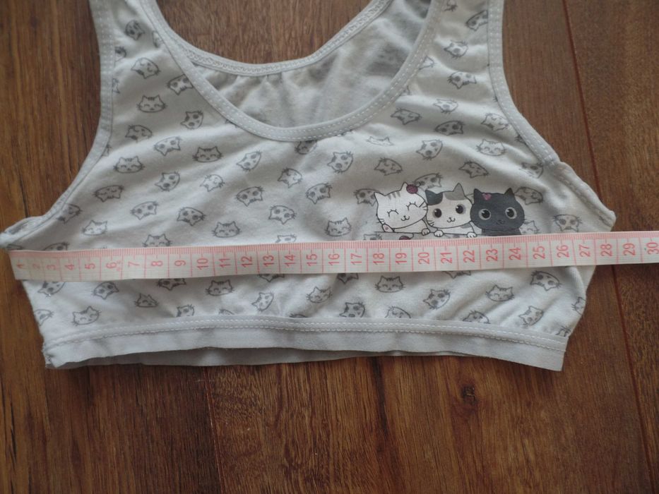 Stanik biustonosz sportowy top w koty kotki R. 134-140
