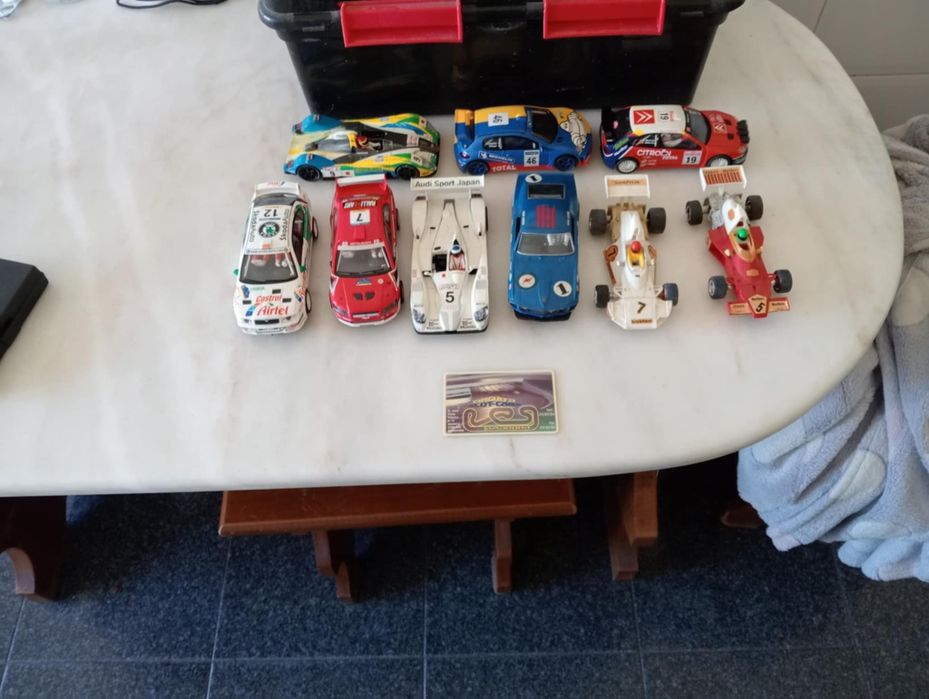 Carrinhos telecomandados de pista