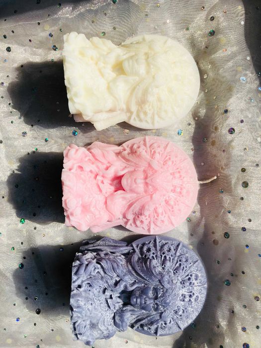 Piękna świeca, świeczka z wosku palmowego "Bogini Kali"