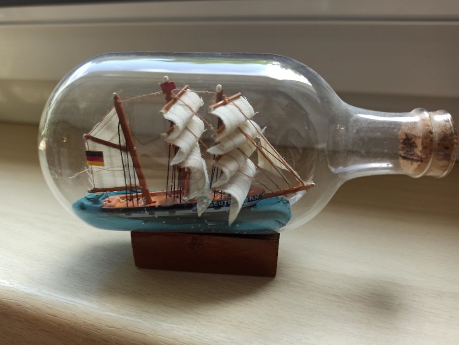 Model statku, statek w butelce