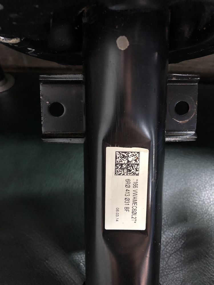 Амортизатор передній Skoda Fabia 1.2 TDI 6Q0412141C VAG (6Q0412141C)