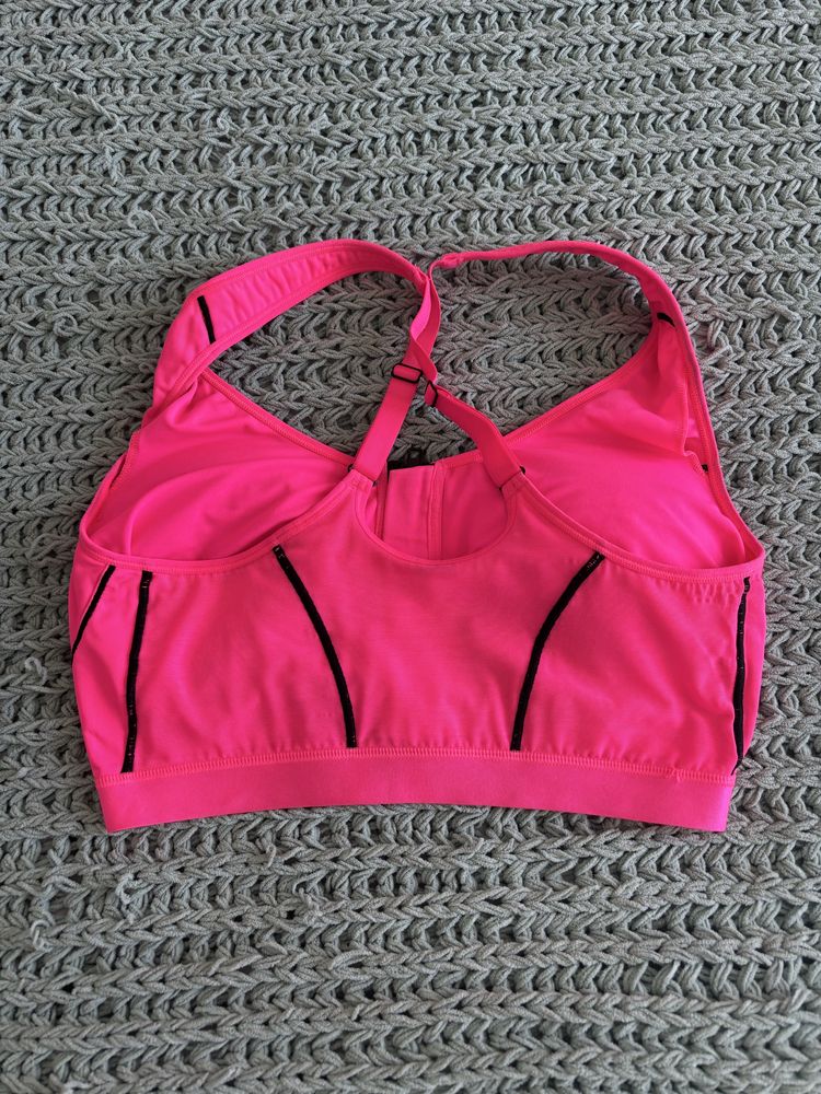 Rozowy neonowy top sportowy w bardzo dobrym stanie super sie prezentuj