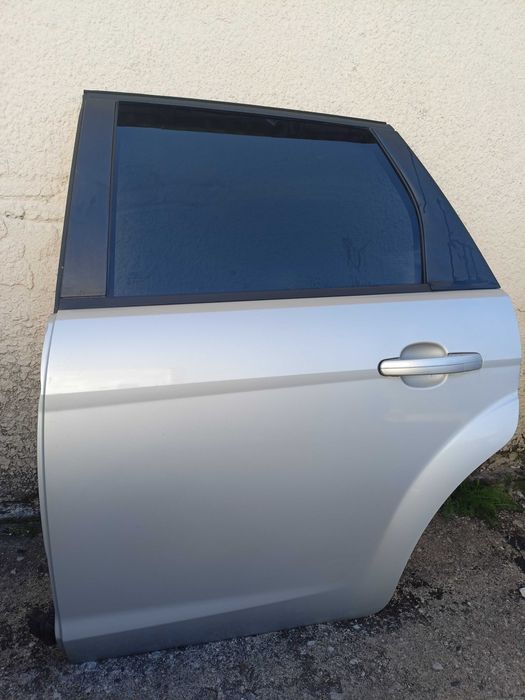 Ford Focus mk2 lift drzwi lewy tył kombi kod 0,3