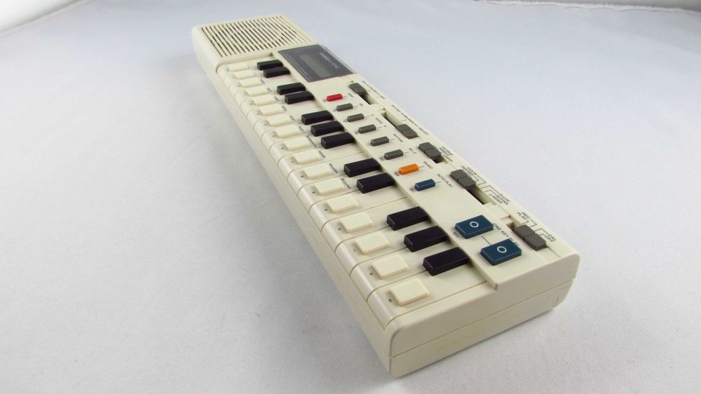 CASIO - VL-Tone VL-1 Keyboard Sampler Syntezator