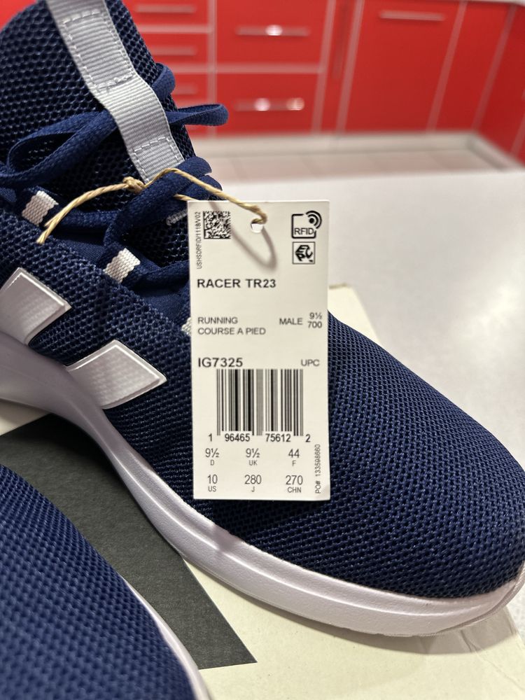 Кросівки Adidas RACER TR23 SHOES, US 10, eu 44