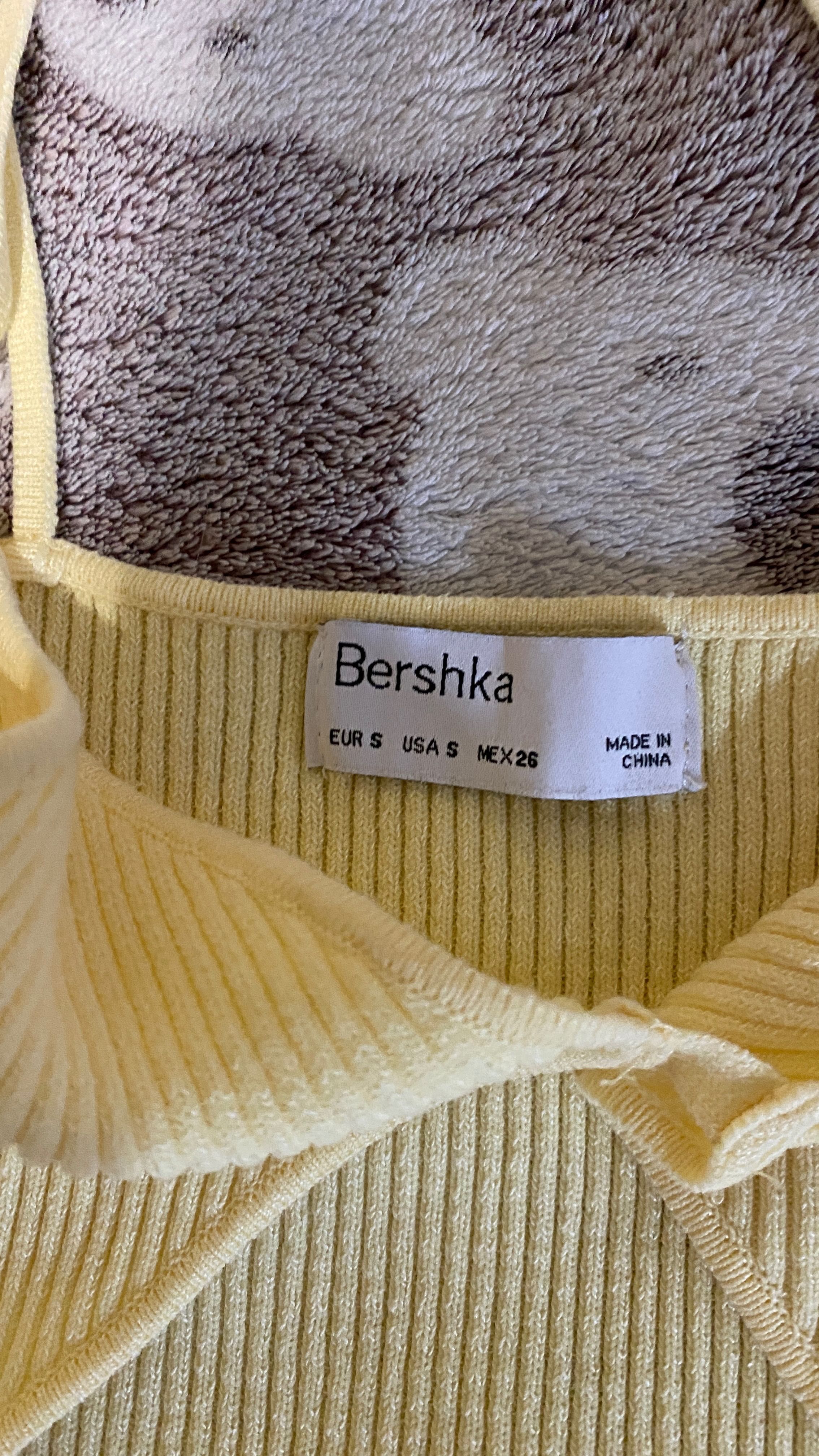 Сукня від Bershka