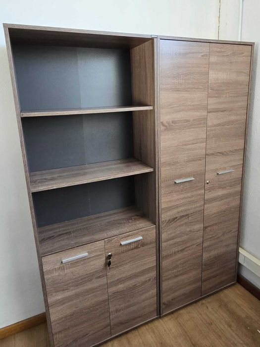 Conjunto escritório - 2 secretárias e 2 armários