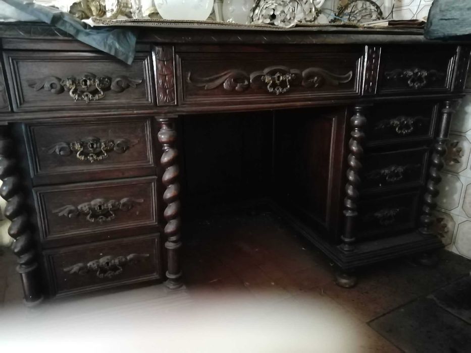 Secretária estilo Bilros