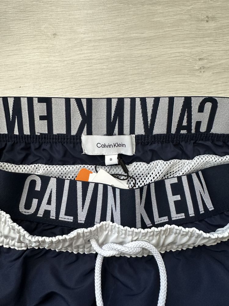 Шорти Calvin Klein