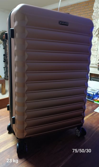 Malade viagem, com rodas 360° Novo!