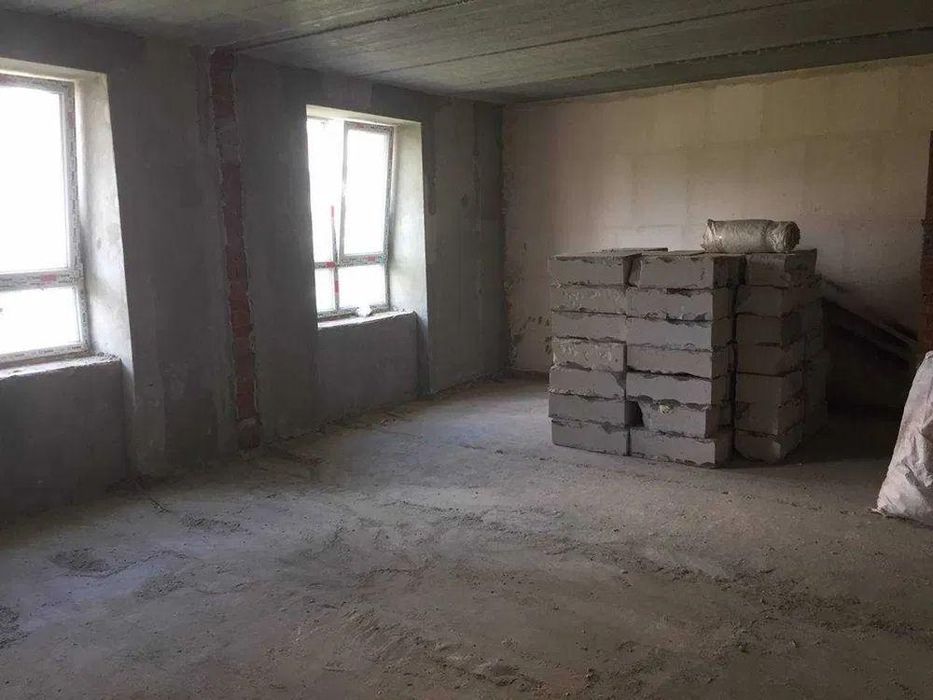 Продам 3-комн квартиру в районе Семейная ул.