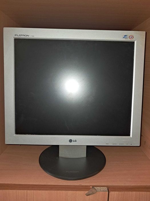 Monitor (Barato)