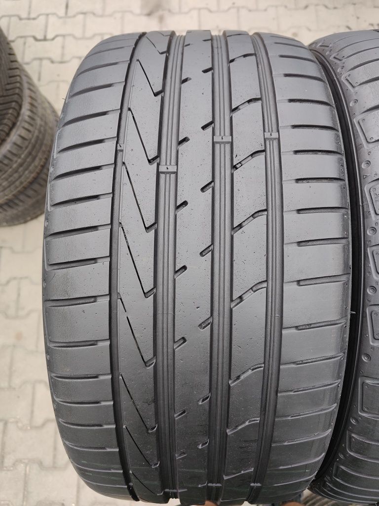 255/35/19 Hankook Ventus S1 Evo 2