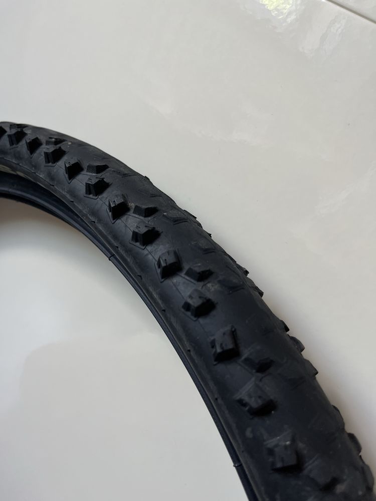 Велосипедна шина Schwalbe 26x2.1