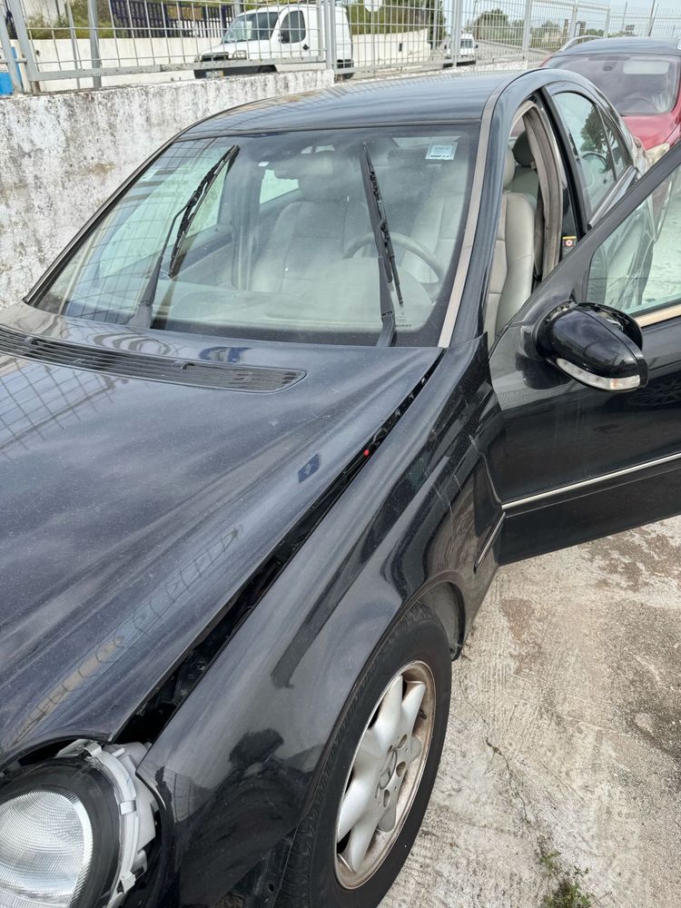 Mercedes C 220 CDI 2002 para pecas ou reparar