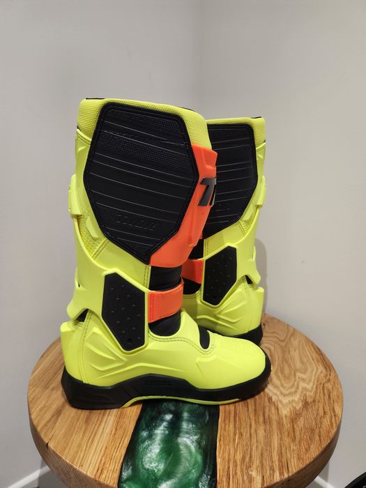 Thor radial 44 розмір