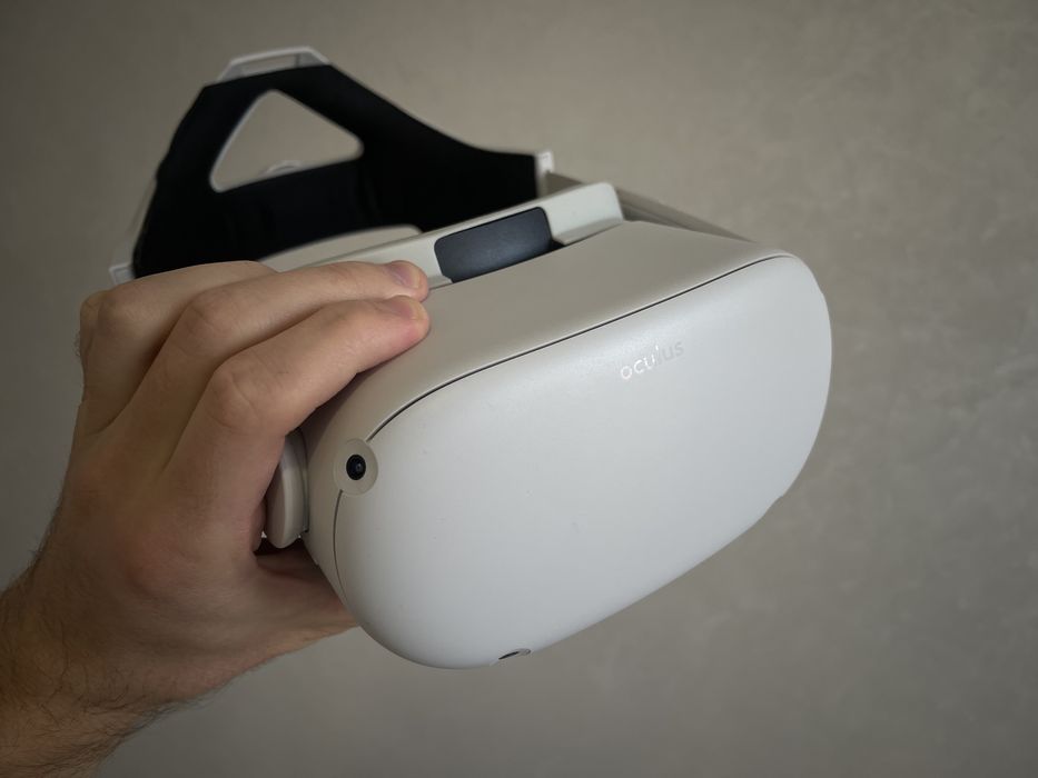 Meta Oculus Quest 2 64Gb