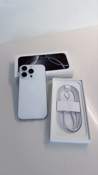 iPhone 16 Pro 512GB – Titanium White (Branco)
