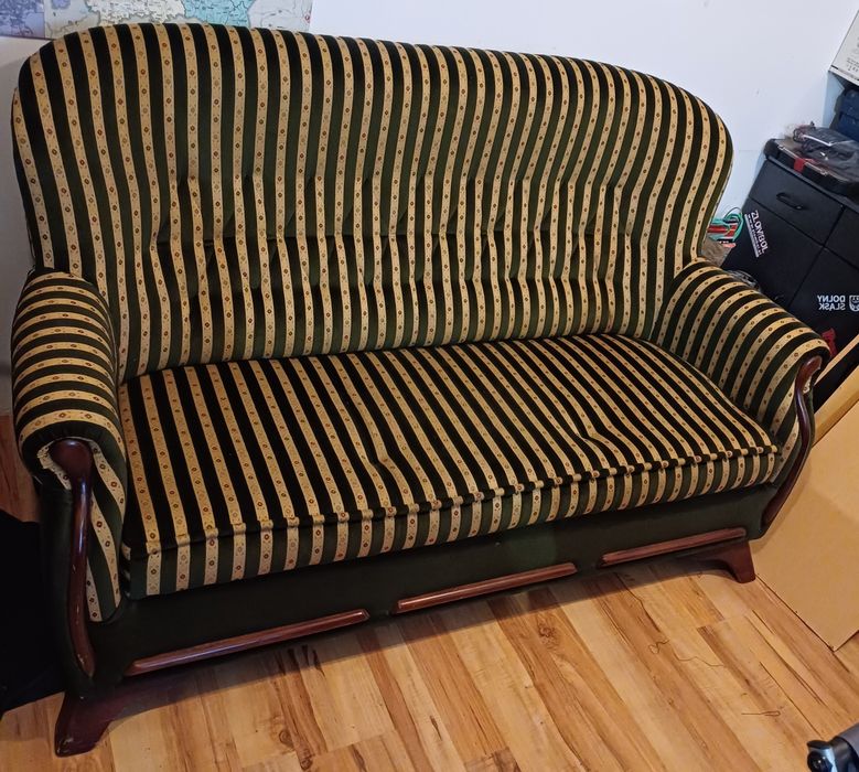 Komplet wypoczynkowy- sofa rozkładana, fotel, stolik Ludwik