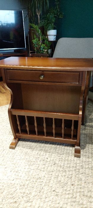 Szafka brazowa z szuflada