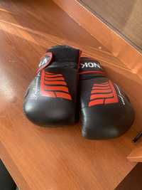 Нові шкіряні боксерські рукавиці фірмові