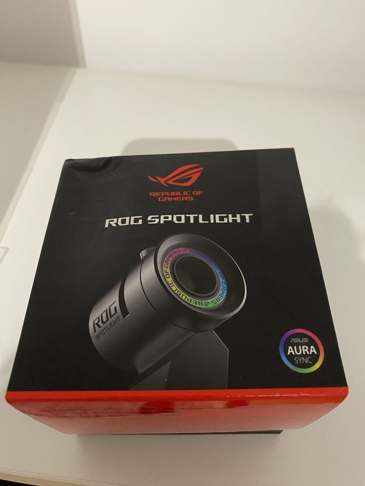 Vendo projector Asus ROG Spotlight Aura Sync