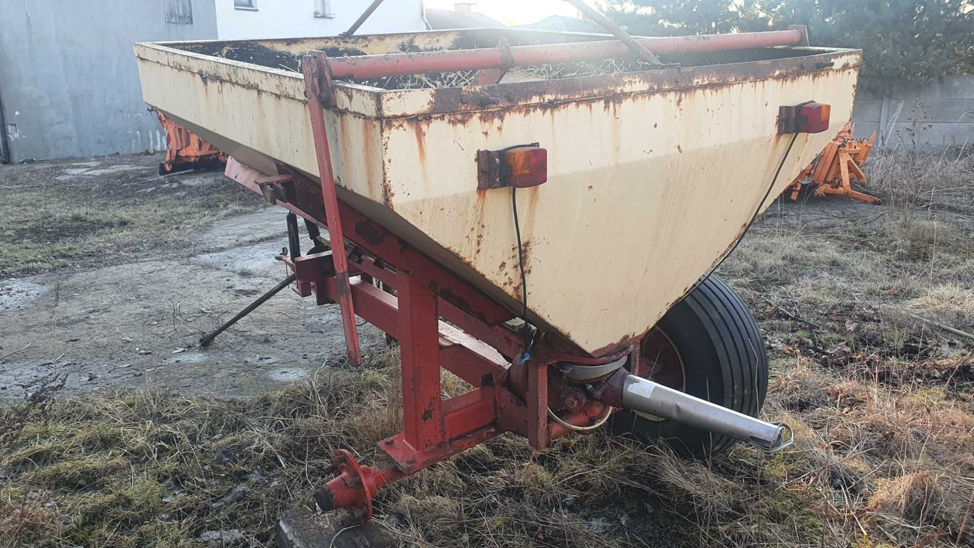 Rozsiewacz wapna nawozów piasku piaskarka