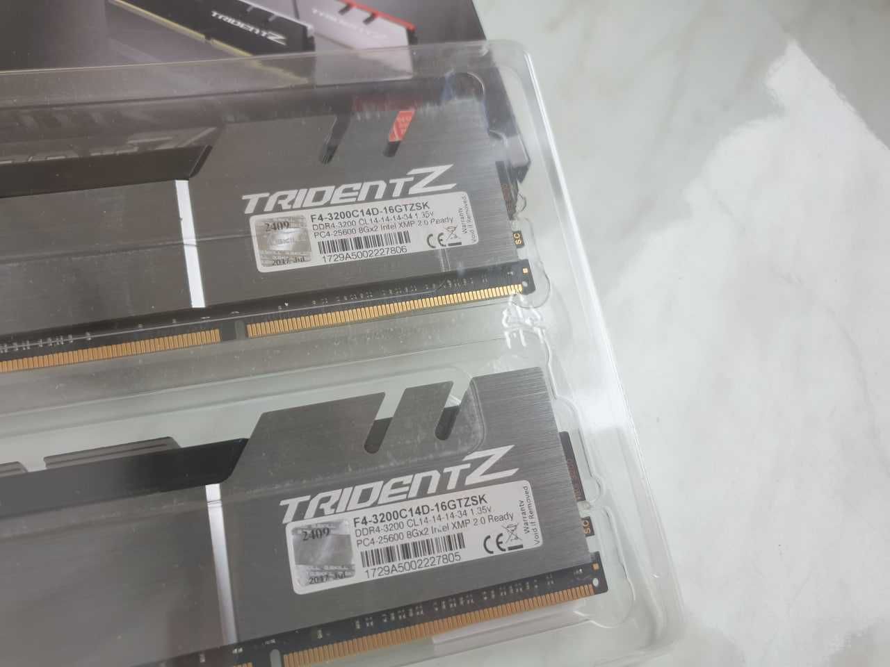 Оперативна пам'ять G.SKILL Trident Z 16GB 3200mhz CL14 B-die