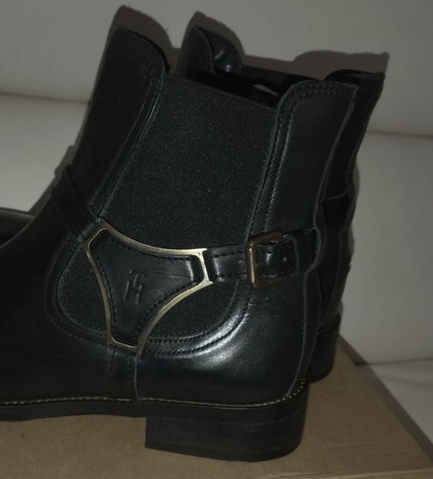 Tommy Hilfiger нові черевики челсі шкіряні демісезон Оригінал р.39/25
