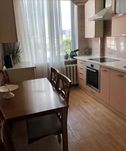 Продам 2к квартиру в центрі. Вул Володимира Вернадського, 1.