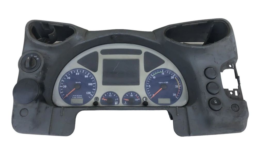DESKA ROZDZIELCZA LICZNIK ZEGARY ZEGAR WYŚWIETLACZ IVECO STRALIS 504156163