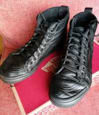 Botas Vans - tamanho 41