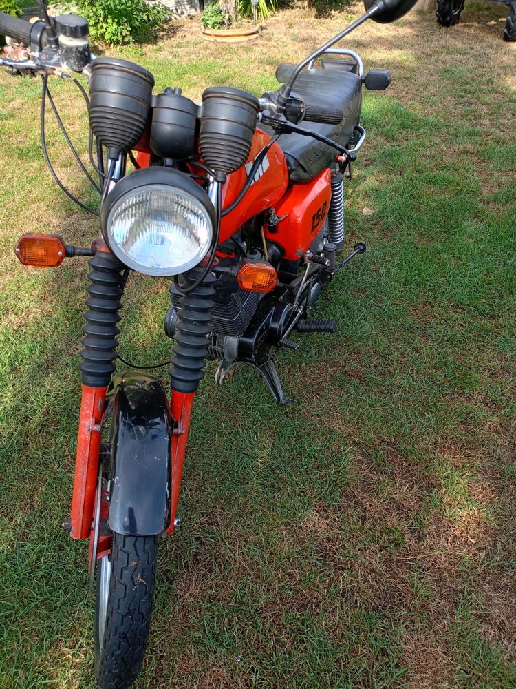 Motocykl Mz etz 151 z roku 1990