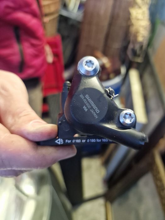 2 zaciski hamulcowe shimano grx BR-RX400