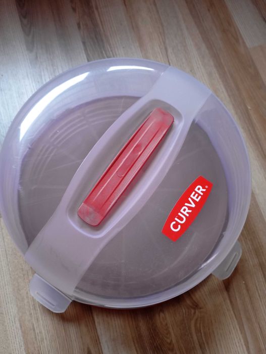 Tacka z pokrywą Curver